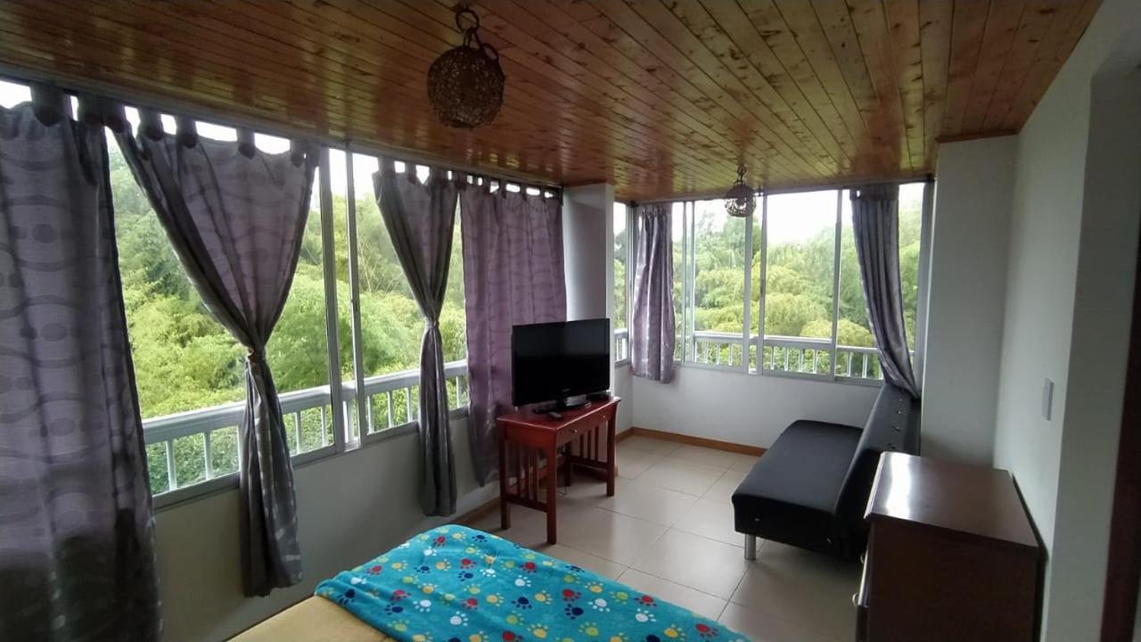 Apartment Acogedor, 1 Habitacion, Cocina, Comedor, Vista A Zonas Verdes, *