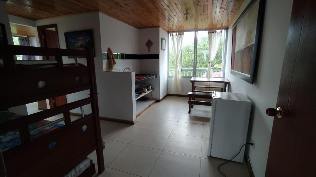 Acogedor, 1 Habitacion, Cocina, Comedor, Vista A Zonas Verdes, Apartment *