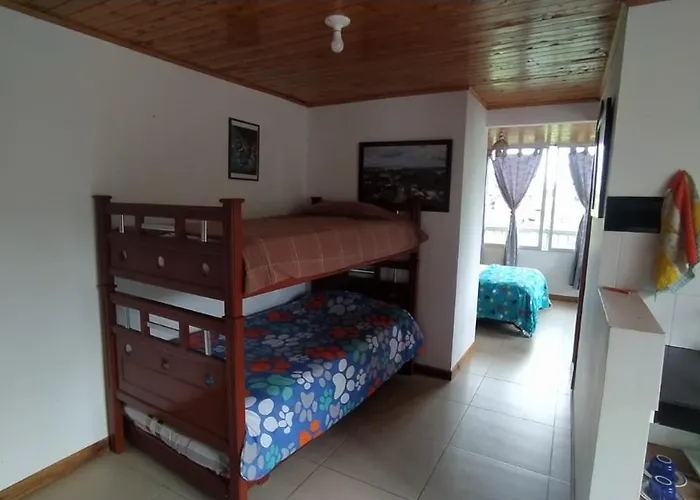 Apartamento Acogedor, 1 Habitacion, Cocina, Comedor, Vista A Zonas Verdes, English